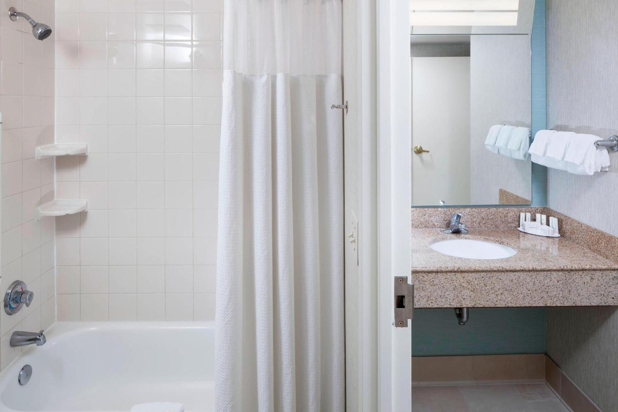 Courtyard Carolina Beach Oceanfront מראה חיצוני תמונה